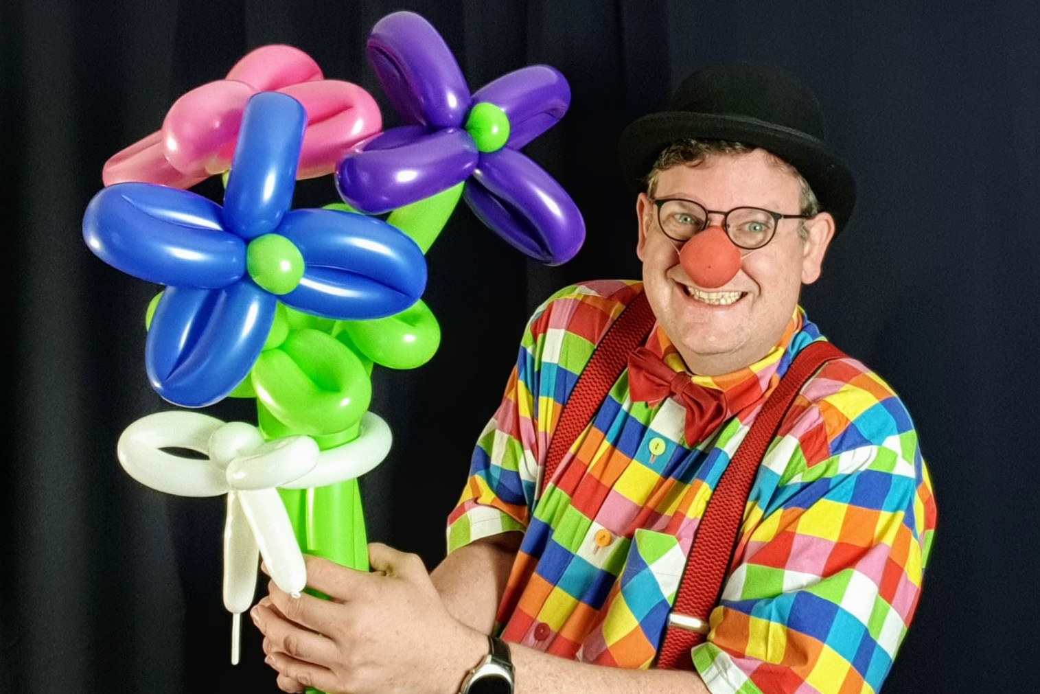 Clown Benjis bunte Ballonshow image