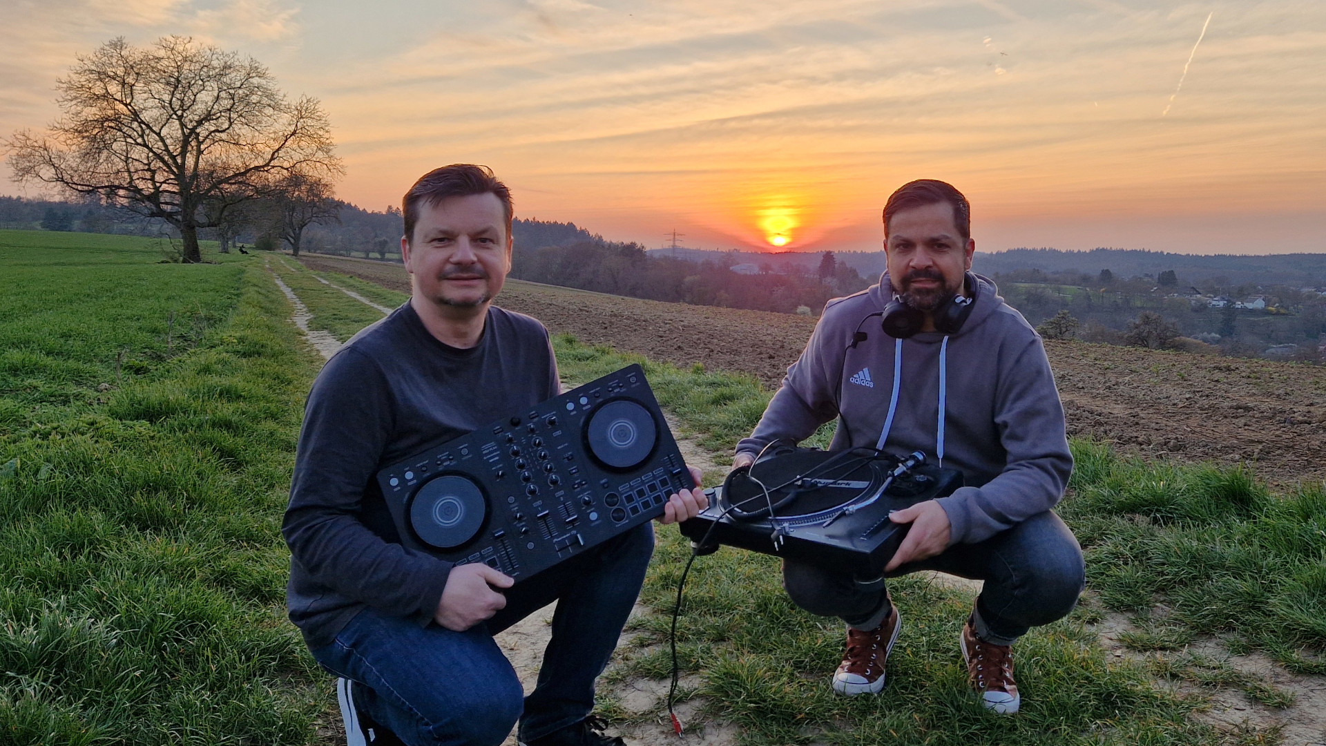 Camill Lo & Flu Ze image