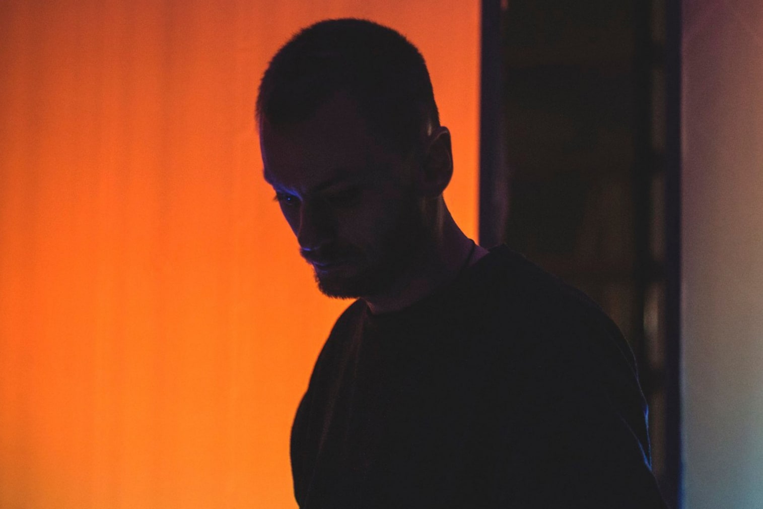 Roan Elia B2B mit Stu image